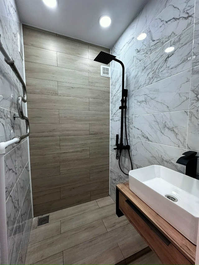 Помощь в купле-продаже Вашей недвижимости!🏘️🏠🏡
Оце...