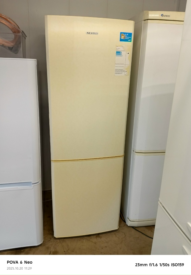 Продажа холодильников.и морозильная камери б/у в испра...