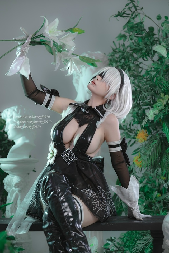 Eve в скине из NieR: Automata от Umeko J