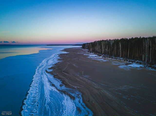 17 ноября 2022год. За бортом -10°С.
Красивейший вид с высот?...