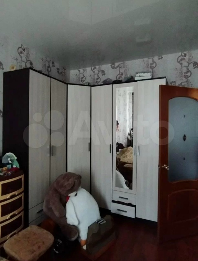 Продаю 2-х комнатную квартиру в кирпичном доме на перво...