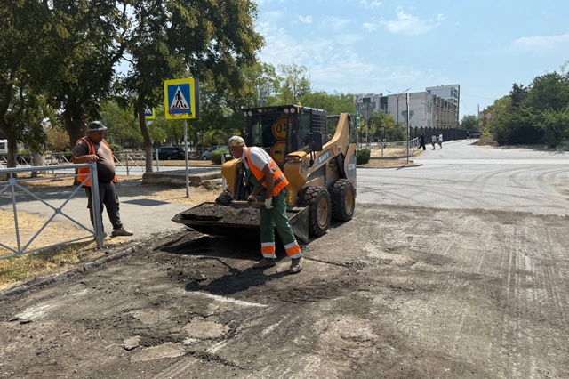 Во время сегодняшнего обхода города проверил ход рабо?...