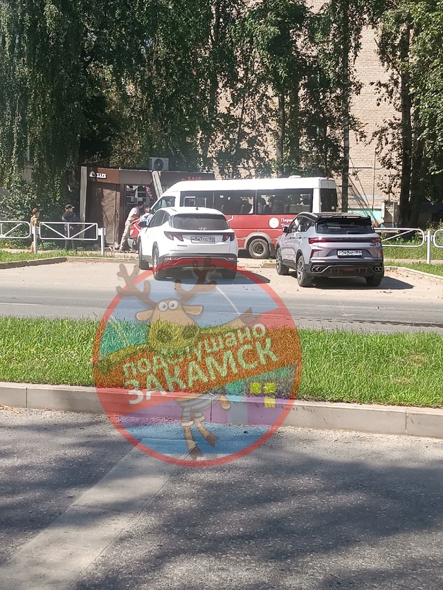В Закамске ❗❗
🔊На перекрестке Маршала Рыбалко - Сысо...