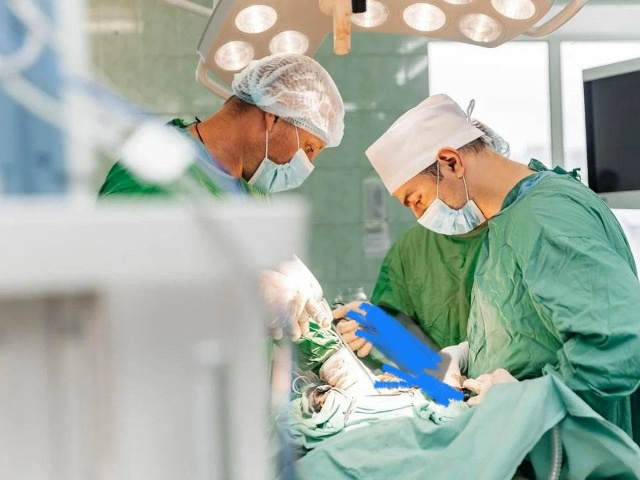 👩‍⚕️ Гигантский камень едва не убил пенсионерку
В ?...