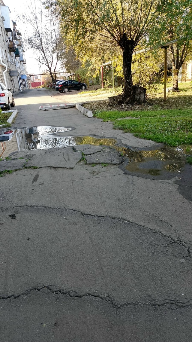 Как пройти к подъезду по советской 115 подъезд 3 не откач...