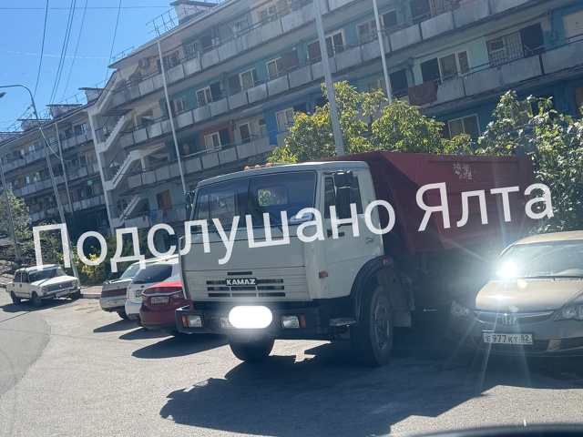 Подскажите, куда обратиться? Просто наглость этого вод...