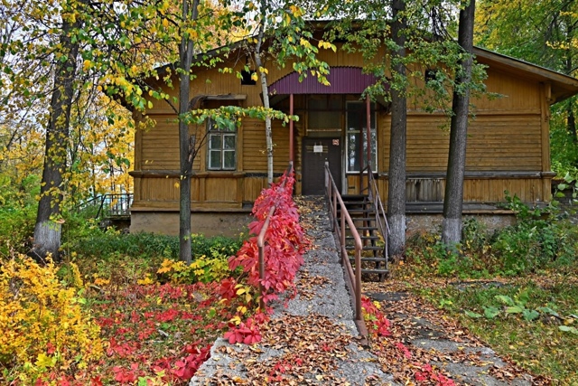 Скоро здесь будет сквер…
А пока так красиво все устла...