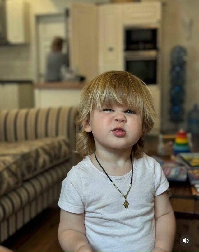 Исполнительница популярного хита «Матушка-земля» Тат?...