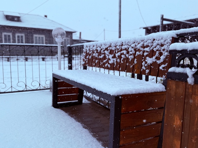 Первый снег в Шойне
Фото Валентины Малыгиной