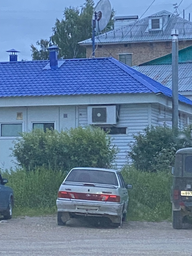 Доброго времени суток!
По адресу Лесная 2а на парковке ...