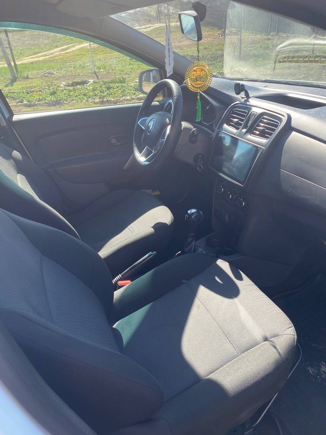 Продаю Renault Logan 2020г. Пробег 129т.км. В отличном состоянии, ...