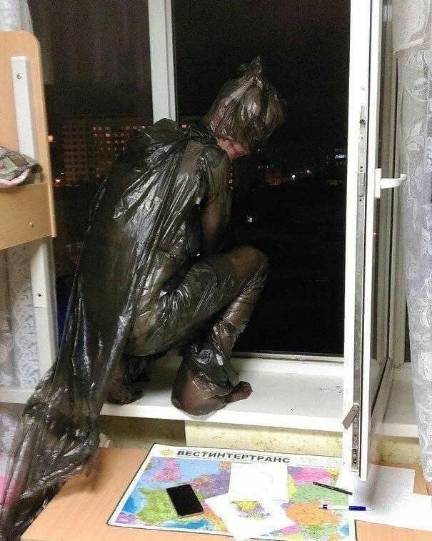 Вот куда делись все мусорные пакеты и не смогли сложит?...