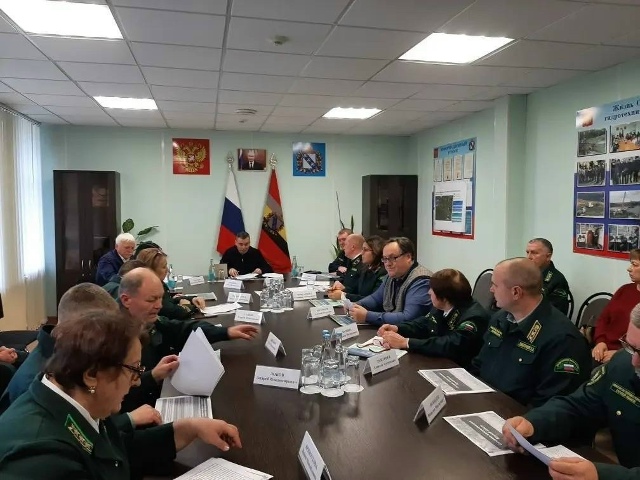 🚗Сегодня работникам Минприроды Курской области выда?...