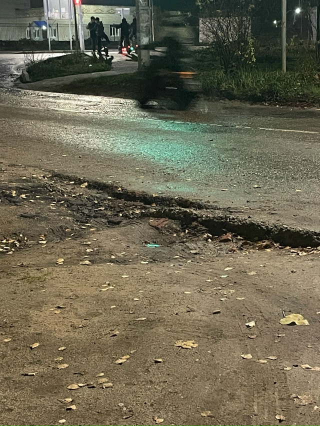 Когда у детей уже заберут электро самокаты,потом же жа?...