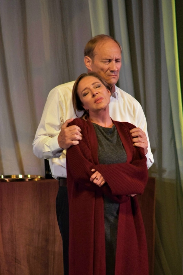 Чкаловск, премьера! Приглашаем на спектакль «Убегая от...