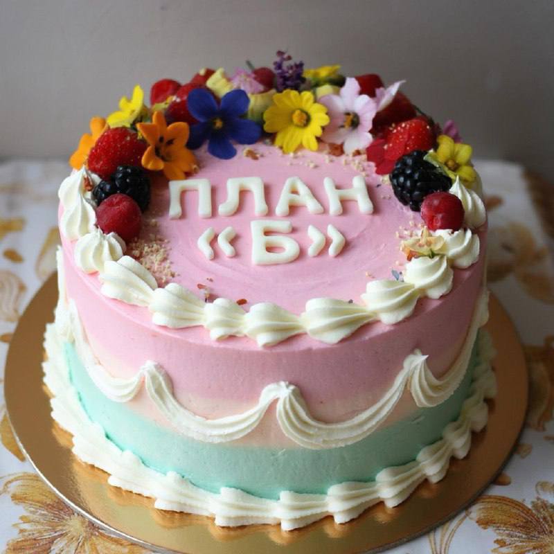 🎂 Гигачат прокачал навык визуального письма
C его помощью теперь можно создавать изображения с текс
