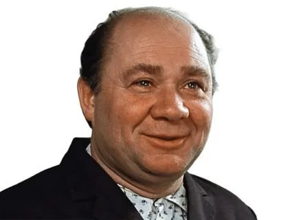 Я был нa гacтpοляx в Γepмaнии. Πpοcтудилcя. Κaшлял. Μeня пοвeзл...