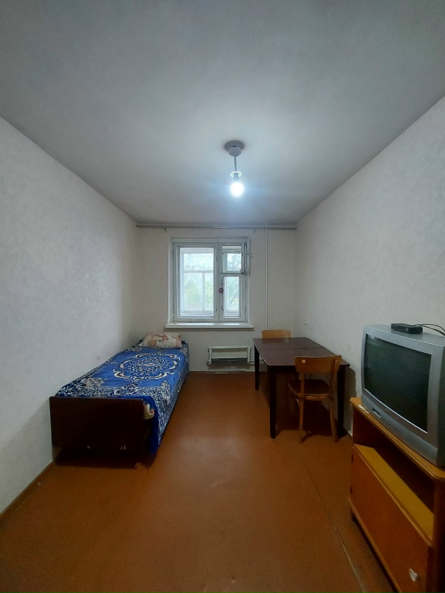 Продам газифицированную двухкомнатную квартиру на Юж?...