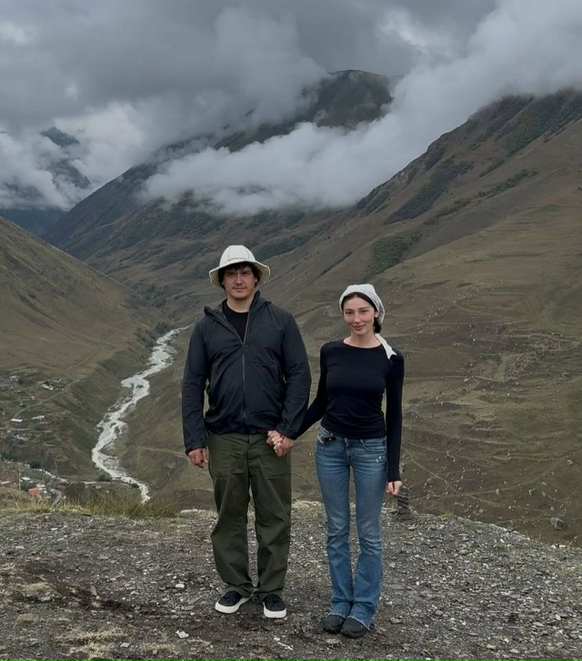 Настя Ивлеева впервые показала фото с регистрации бра?...