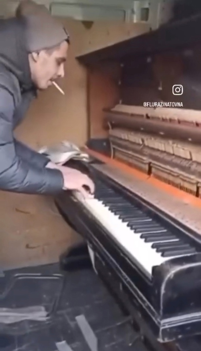 узнали?)