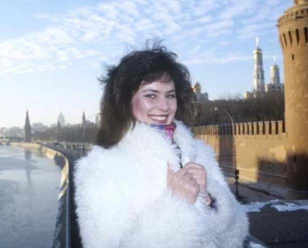 Екатерина Майорова - Мисс КГБ 1991!
Она реальная офицер, р...