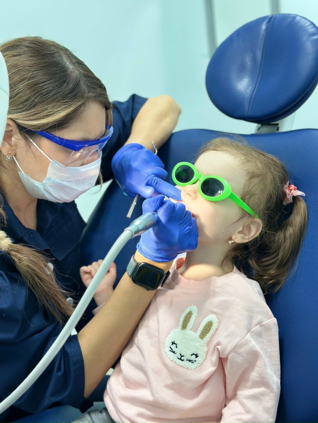 СТОМАТОЛОГИЯ Эмидент ? 8-800-555-73-67 • nfk.emident.ru
? Нефтека...