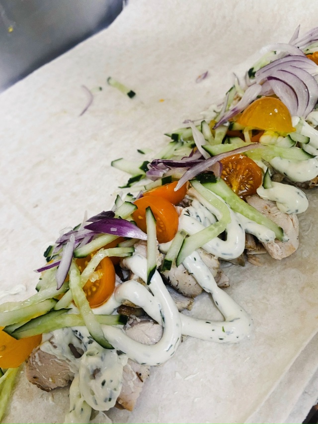 Нет идей для завтрак или обеда?
Тогда Шаурма отлично п?...