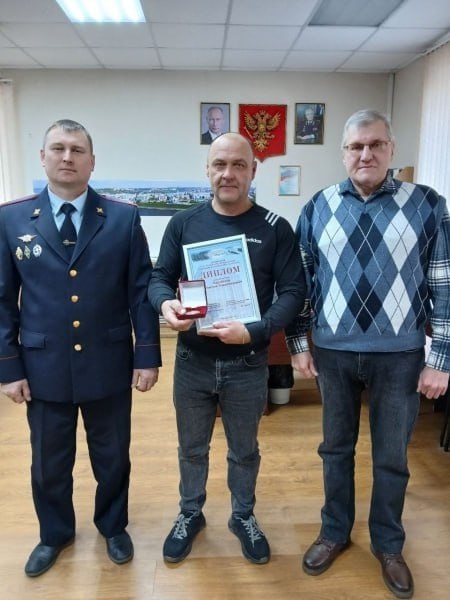 Таксист из Мордовии спас от мошенников жителя Алатыря....