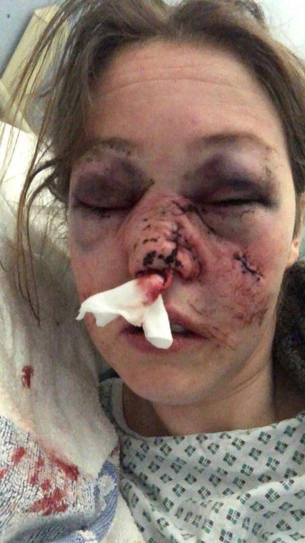 33-летняя служащая Королевского военно-морского флота ?...