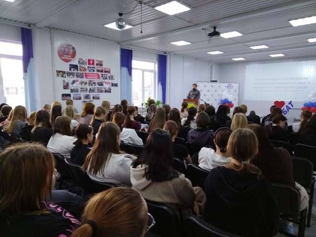 Ps. В школах бы тоже не мешало такие беседы проводить. А ?...