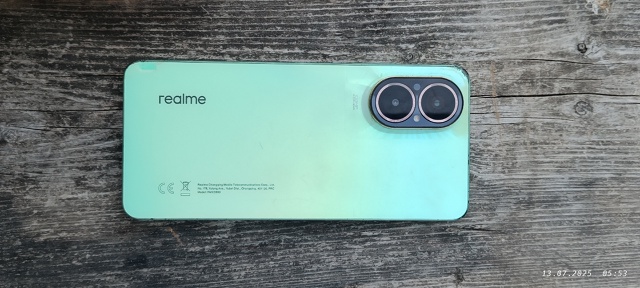 Найден телефон в районе сада 