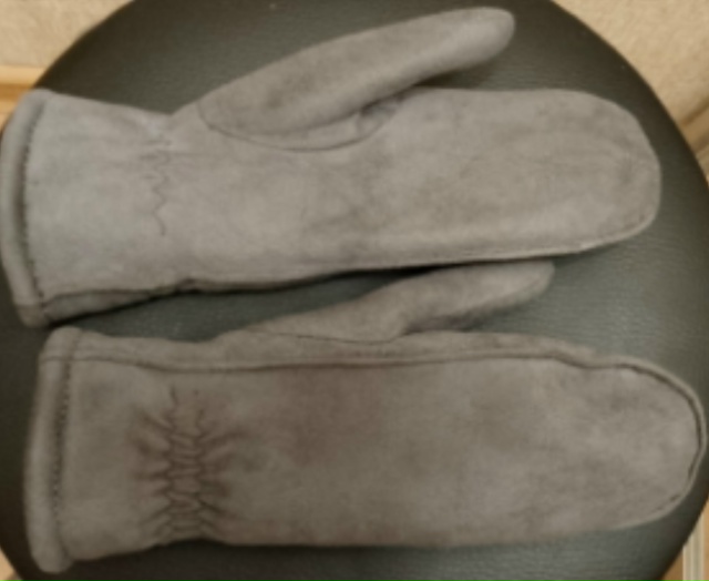 В закамске в автобусе нашел варежки, вроде девушка заб?...