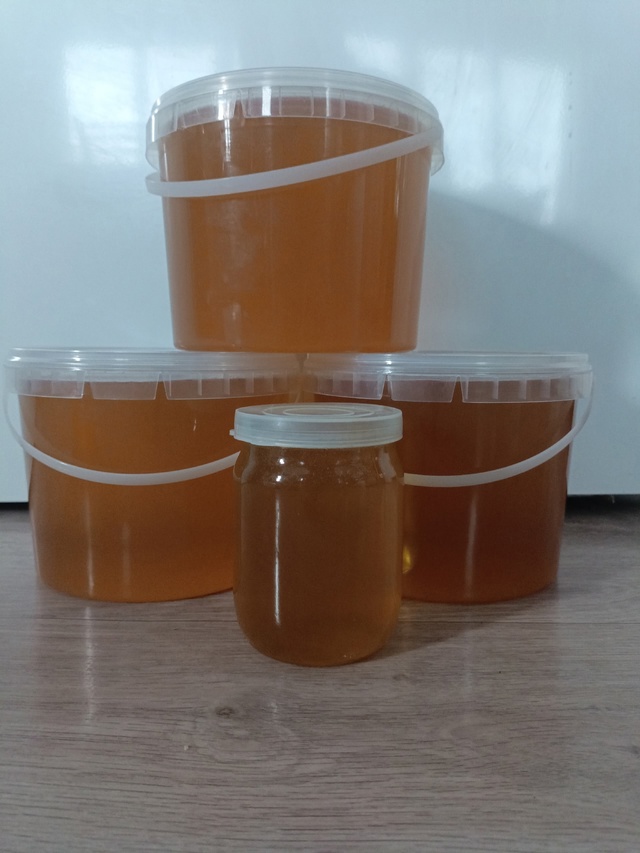 Продам мёд 🍯, первокачка(разнотравье эспарцет). Т.
8950182...