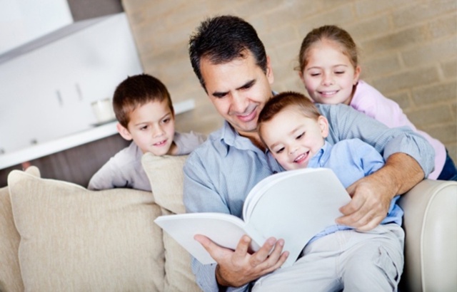 Стало известно, сколько российских мужчин являются би?...