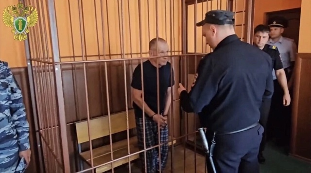 ⚡️ Маньяк 17 лет скрывался в Саратовской области
В Буг...