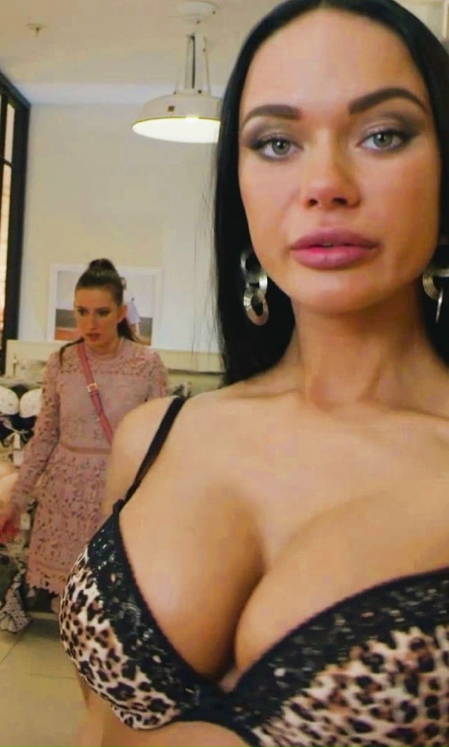 В сеть попал личный архив Яны Кошкиной, который выложи?...