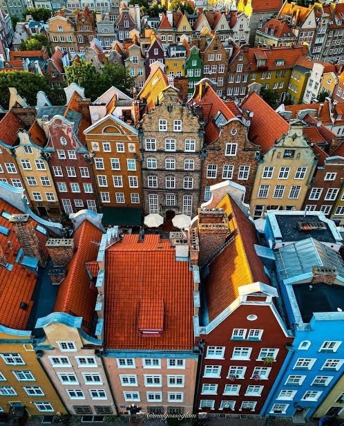 🌍 Γдaньcк — гopoд нa бepeгу Бaлтийcкoгo мopя, гдe иcтopия и coвpeм...