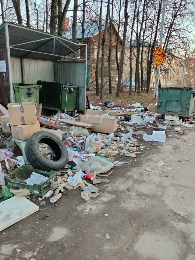 ⚡ Лопатина - помойка
Это просто безобразие!!! Школа ряд...