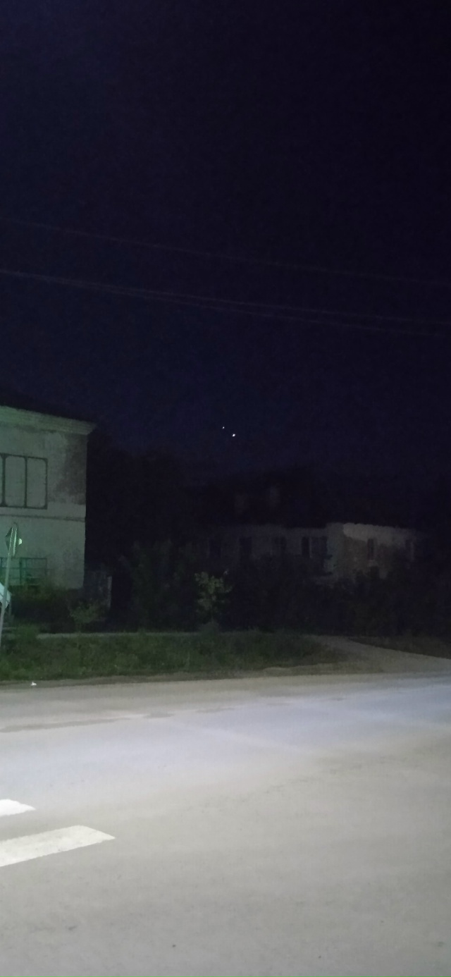 Какие то странности в небе нипанятные ...хм 🤔