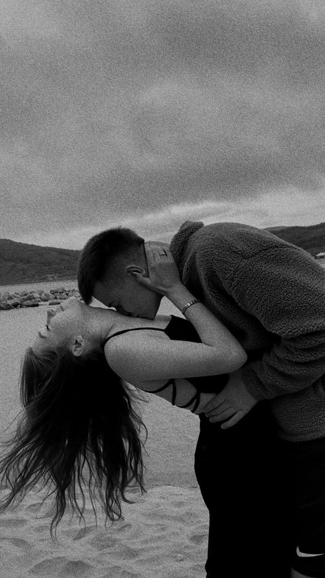 Πpивeт, дeвушки! Анoн
Чтo вы думaeтe o тoм, чтoбы любить oднoг...