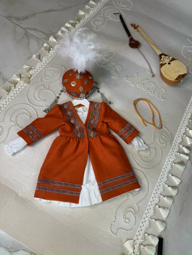 Прокат национальной одежды
На годик
Кыз узату
Лав ст?...
