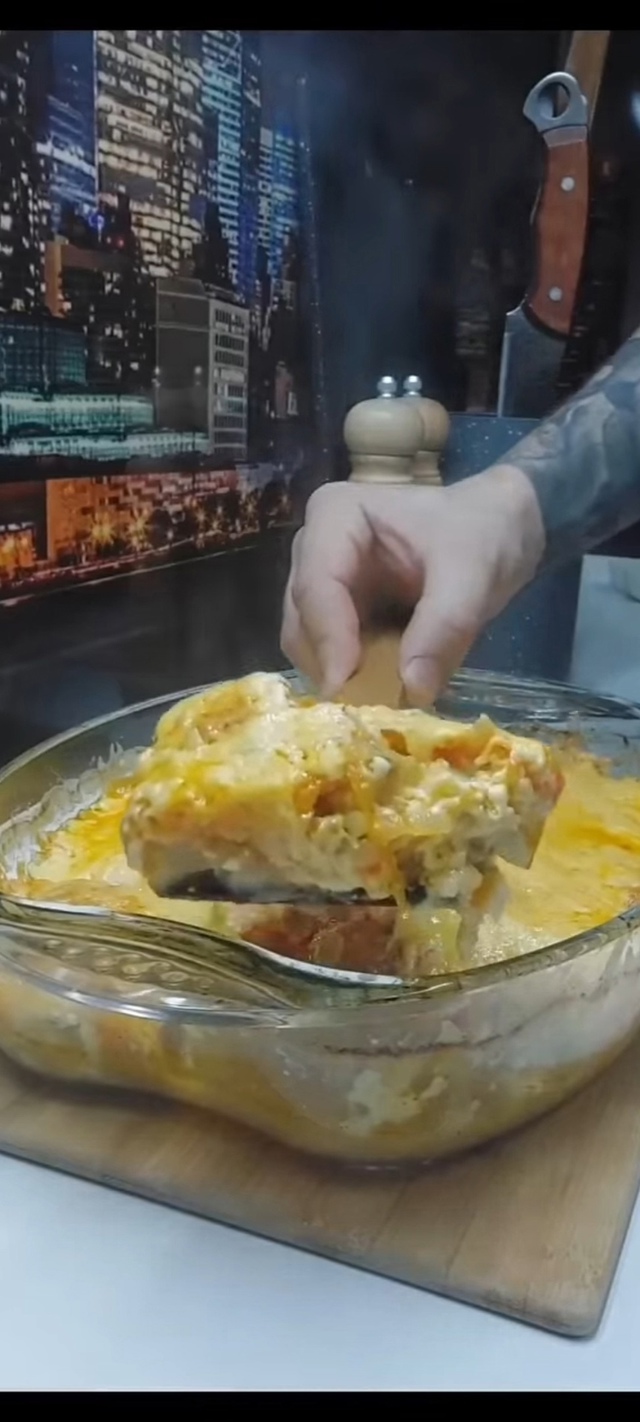 Шедевр из простых продуктов! Минтай с овощами в духовк?...