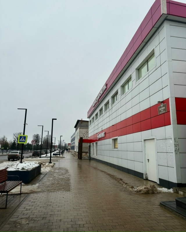 А вообще в центре Окуловки на улице Ленина такая панор?...