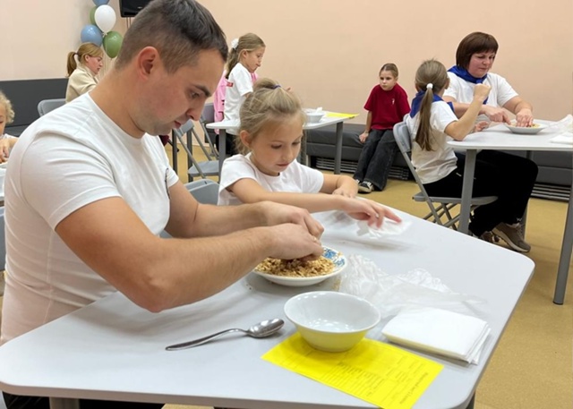 Сотрудник ИК-14 и его дочь стали победителями интеллект...