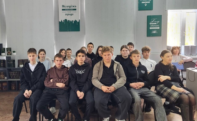 📚🛩️Студенты Вольского филиала Базарнокарабулакско...