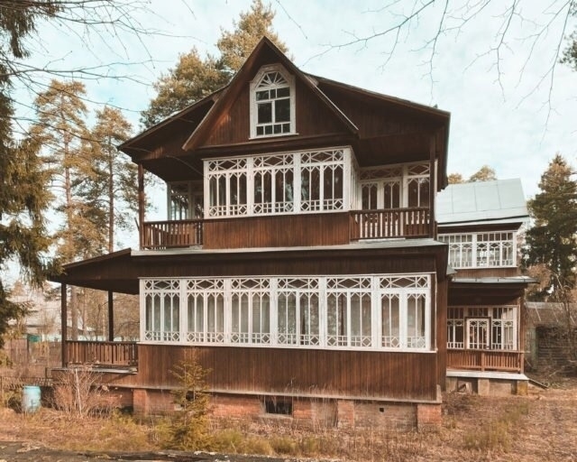 Кружевные окошки стародачного Кратово
Фото: Федор Сав...