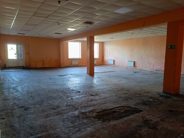 Продаётся/сдача в аренду здание магазина
1/2 часть здан?...