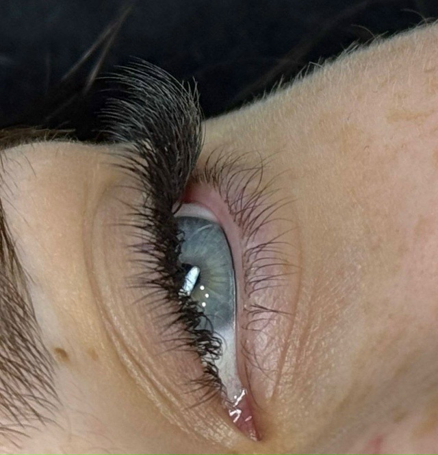 Всем Добрый День 🌞
Я начинающий мастер - Наращиванию ?...