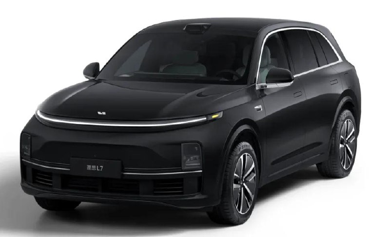 В России объявили цены на официально поставляемые Lixiang.
Цены на авто в России сравнили с ценами