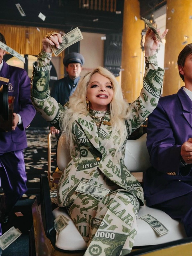 Лариса Долина исполнит популярную песню Инстасамки «З...